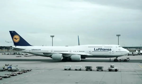 Case Study: Enabling continuous data exchange between Lufthansa and Rolls-Royce Digital Services